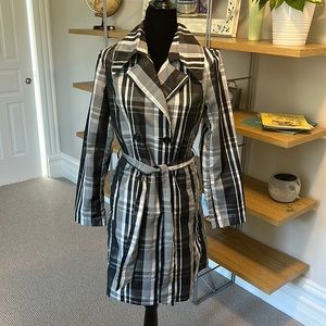 Katherine Barclay black & white striped trench coat raincoat belted unlined